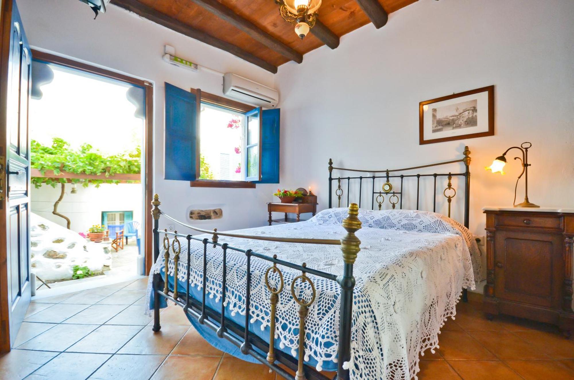 Venetiko Apartments Naxos City Εξωτερικό φωτογραφία